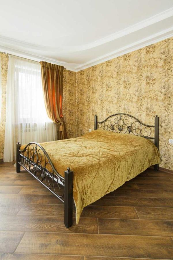 Apartment In Deribasovskay Street 20 Odesa Exterior photo